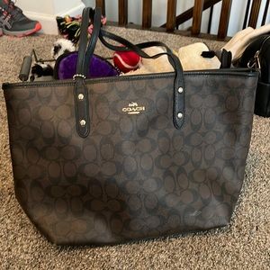 Brown/black coach tote bag. Excellent condition